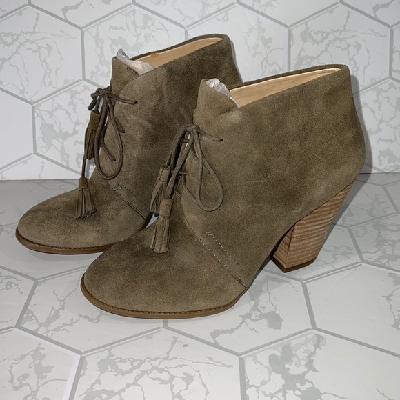 NEW Sole Society So Tallie Bootie in green size 6 - Picture 2 of 7